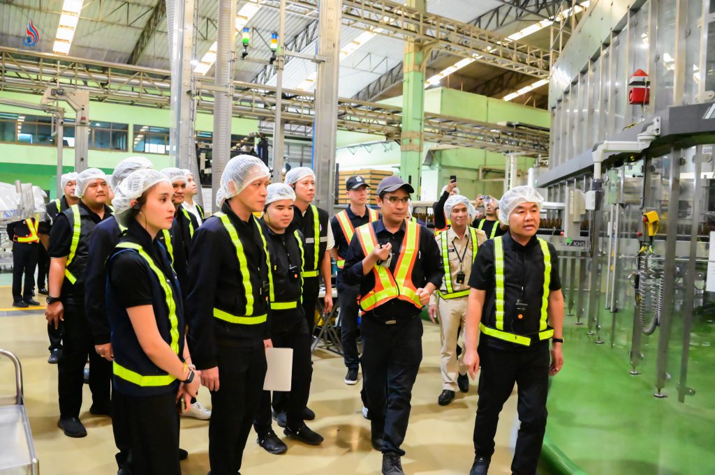 เยี่ยมชมการบริหารจัดการโรงงานผลิตสุราแช่ประเภทสุราผลไม้ ของ บริษัท สยาม ไวเนอรี่ จำกัด