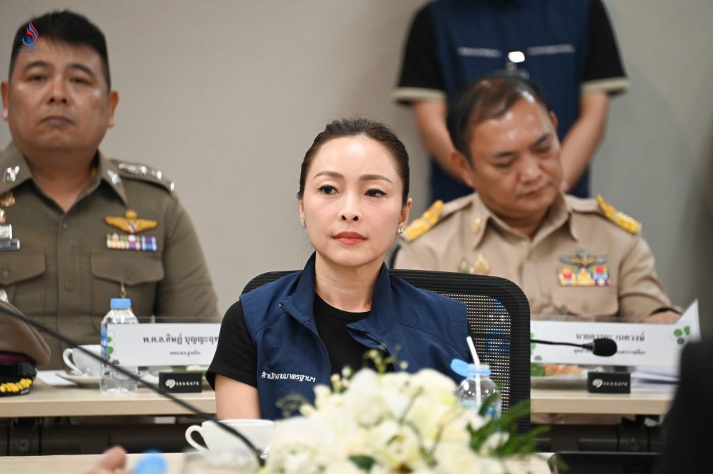 นางสาวภาดาท์ วรกานนท์ ที่ปรึกษารัฐมนตรีช่วยว่าการกระทรวงอุตสาหกรรม