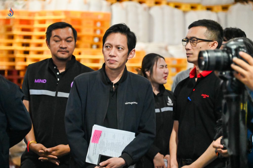 นายปณตสรรค์ สูจยานนท์ รองอธิบดีกรมโรงงานอุตสาหกรรม