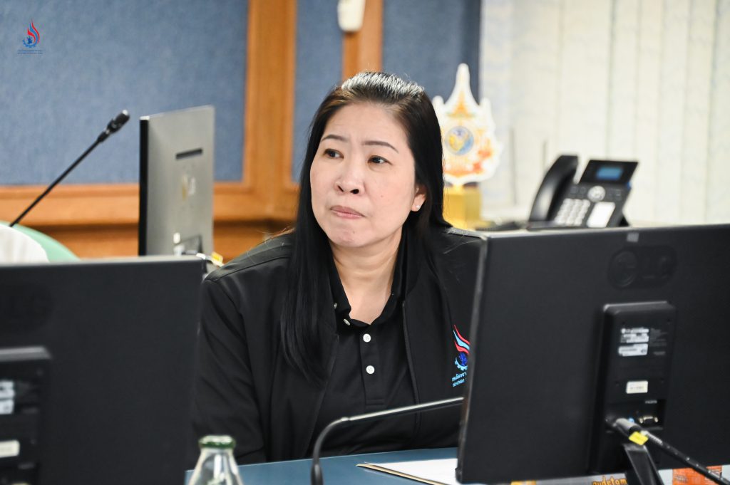 นางสาวนวพร สงวนหมู่ ผู้อำนวยการกองบริหารจัดการกากอุตสาหกรรม