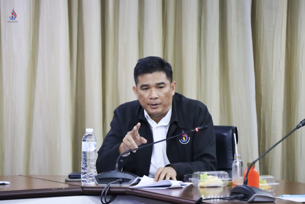 นายประสม ดำรงพงษ์ ผู้อำนวยการกองพัฒนาระบบมาตรฐานงานกำกับโรงงาน กรมโรงงานฯ