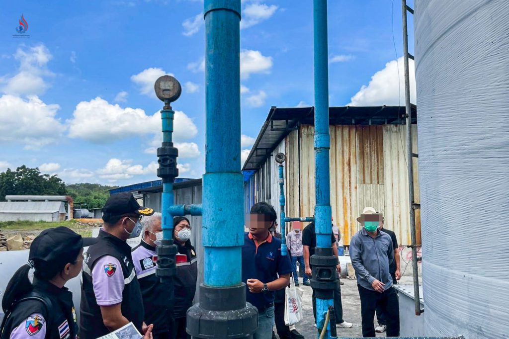 กรมควบคุมมลพิษ ตรวจวัดก๊าซภายในโรงงานด้วยเครื่อง MultiRAE พบก๊าซแอมโมเนียและฟอร์มาดีไฮล์