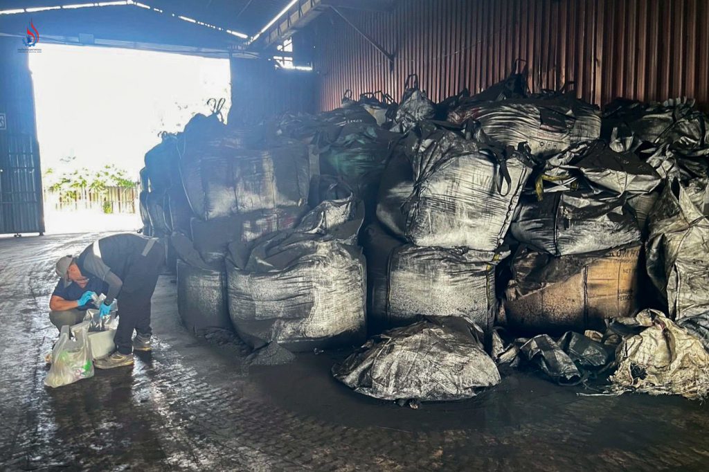 หากผลการตรวจ วัด วิเคราะห์ เข้าข่ายเป็นวัตถุอันตราย ตามพระราชบัญญัติวัตถุอันตราย พ.ศ. 2535 โรงงานจะต้องถูกดำเนินคดีเพิ่มเติมในความผิดข้อหาครอบครองวัตถุอันตรายโดยไม่ได้รับอนุญาต