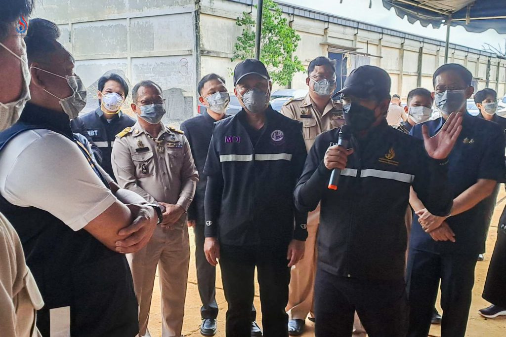 อธิบดีกรมโรงงานอุตสาหกรรม มอบหมายให้เจ้าหน้าที่กองบริหารจัดการกากอุตสาหกรรม นำคณะลงพื้นที่