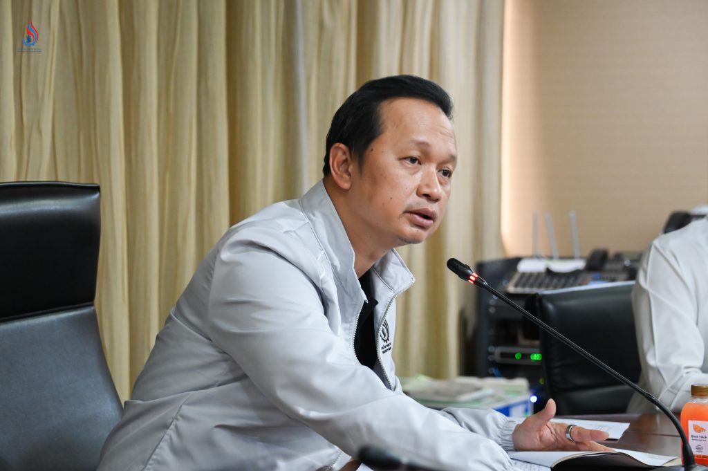 นายธีรทัศน์ อิศรางกูร ณ อยุธยา รองอธิบดีกรมโรงงานอุตสาหกรรม เป็นประธานการประชุม