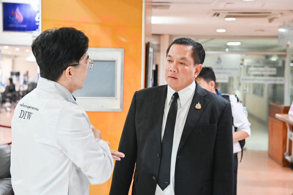 นายพรยศ กลั่นกรอง อธิบดีกรมโรงงานอุตสาหกรรม