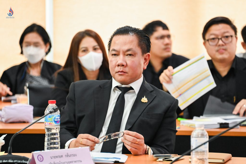 นายพรยศ กลั่นกรอง อธิบดีกรมโรงงานอุตสาหกรรม