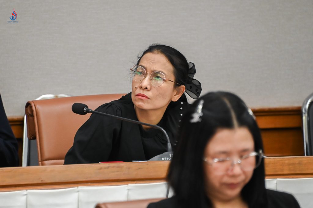 เจ้าหน้าที่กองกฎหมาย กรมโรงงานอุตสาหกรรม