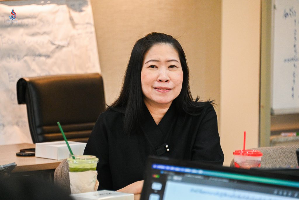 นางสาวนวพร สงวนหมู่ ผู้อำนวยการกองบริหารจัดการกากอุตสาหกรรม