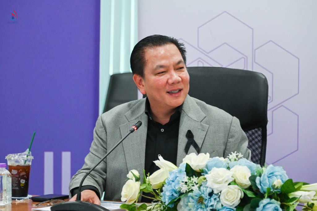 นายพรยศ กลั่นกรอง อธิบดีกรมโรงงานอุตสาหกรรม ในฐานะผู้แทนกระทรวงอุตสาหกรรม เป็นประธานการประชุม