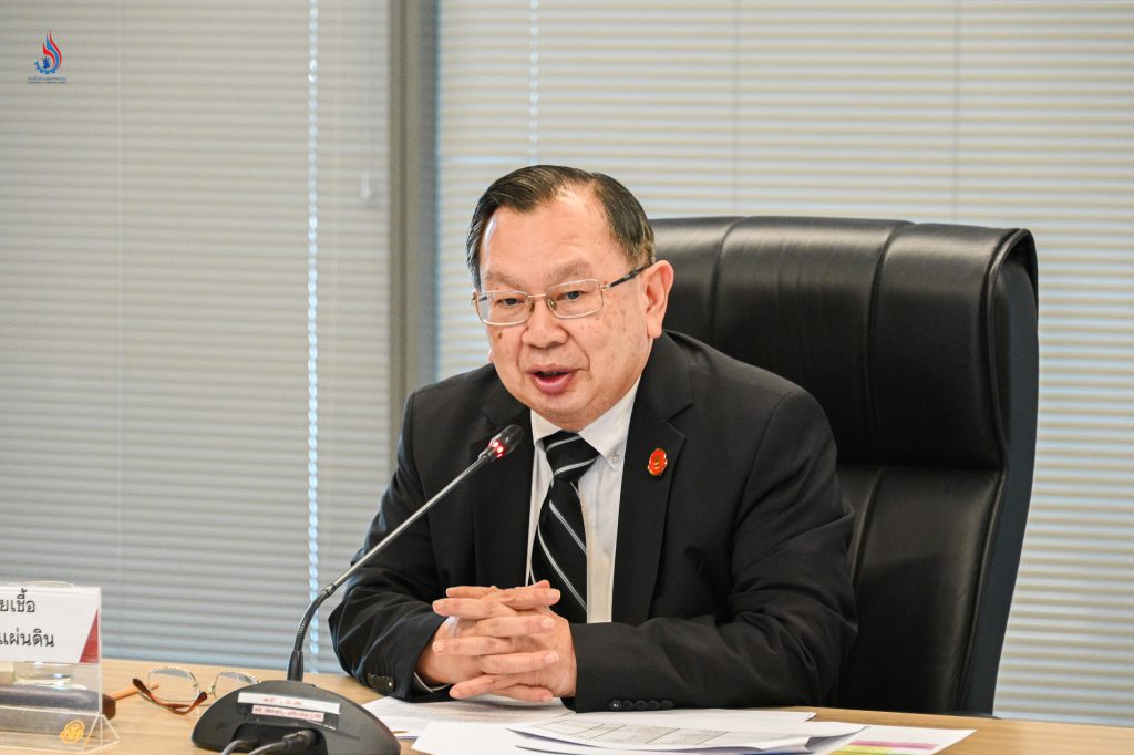 นายทรงศัก สายเชื้อ ประธานผู้ตรวจการแผ่นดิน เป็นประธานการประชุม