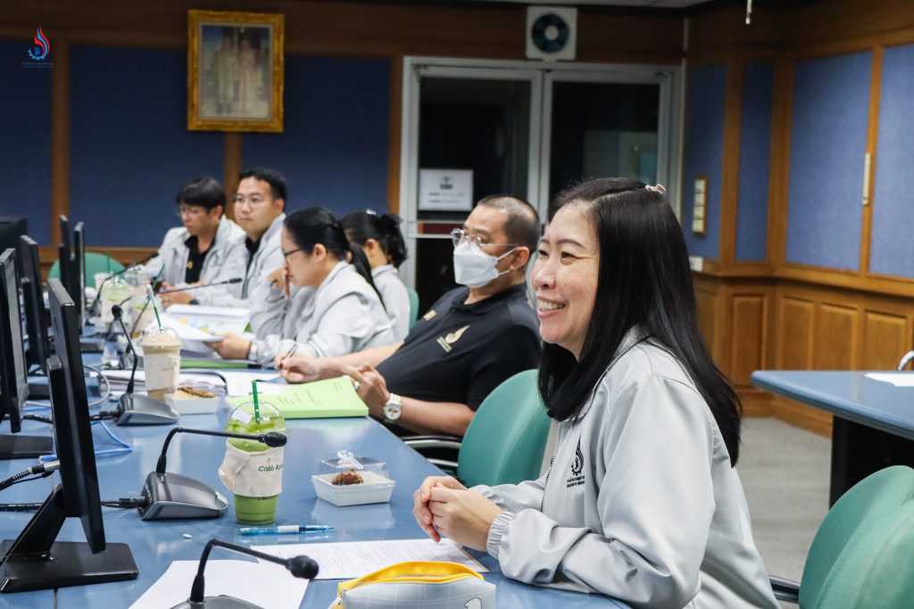 นางสาวนวพร สงวนหมู่ ผู้อำนวยการกองบริหารจัดการกากอุตสาหกรรม