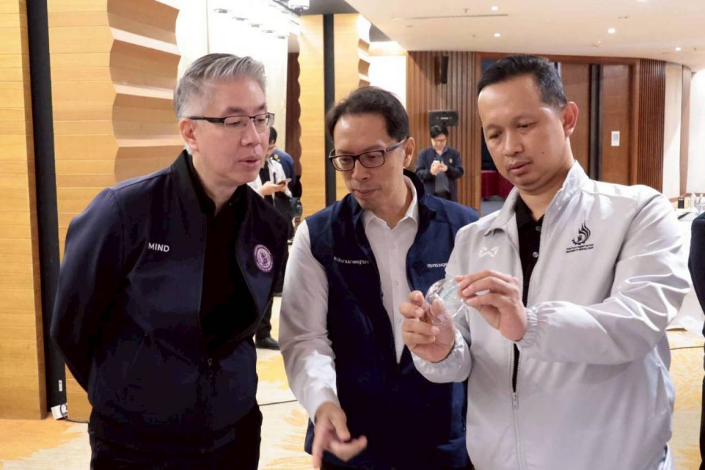 หัวใจสำคัญของการแก้ไขปัญหาคือการทำงานแบบ “Thailand as One” ภายใต้แนวคิด “MIND as One” หรือ “ใจเดียว” ที่บูรณาการการทำงานร่วมกัน