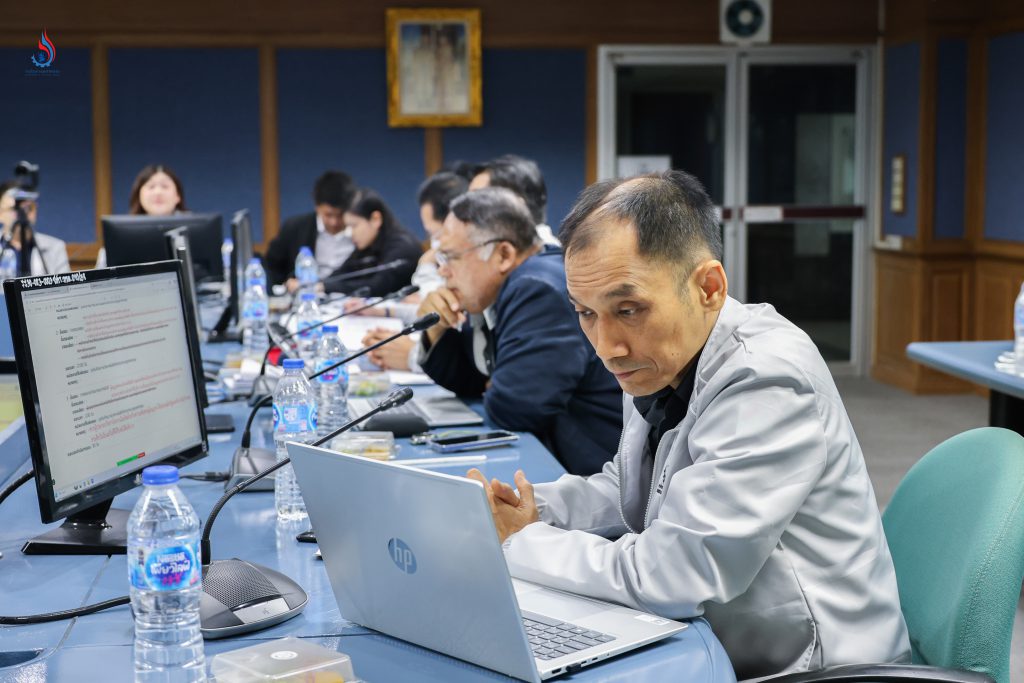 ที่ประชุมได้ร่วมพิจารณาทบทวนปรับปรุงและจัดทำ (ร่าง) คู่มือสำหรับประชาชนฯ ในประเด็นการยกเลิกหรือเปลี่ยนแปลงเงื่อนไขที่ต้องปฏิบัติในการประกอบกิจการโรงงาน ตามมาตรา 20 วรรคสอง และการแจ้งกรณีมีอุบัติเหตุในโรงงาน ตามมาตรา 34