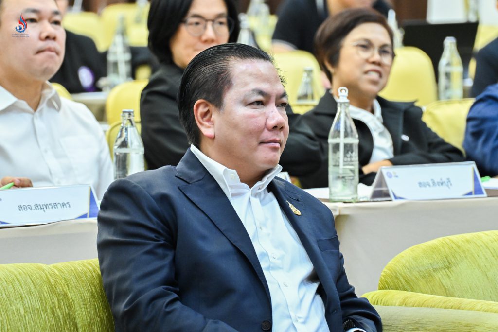 นายพรยศ กลั่นกรอง อธิบดีกรมโรงงานอุตสาหกรรม