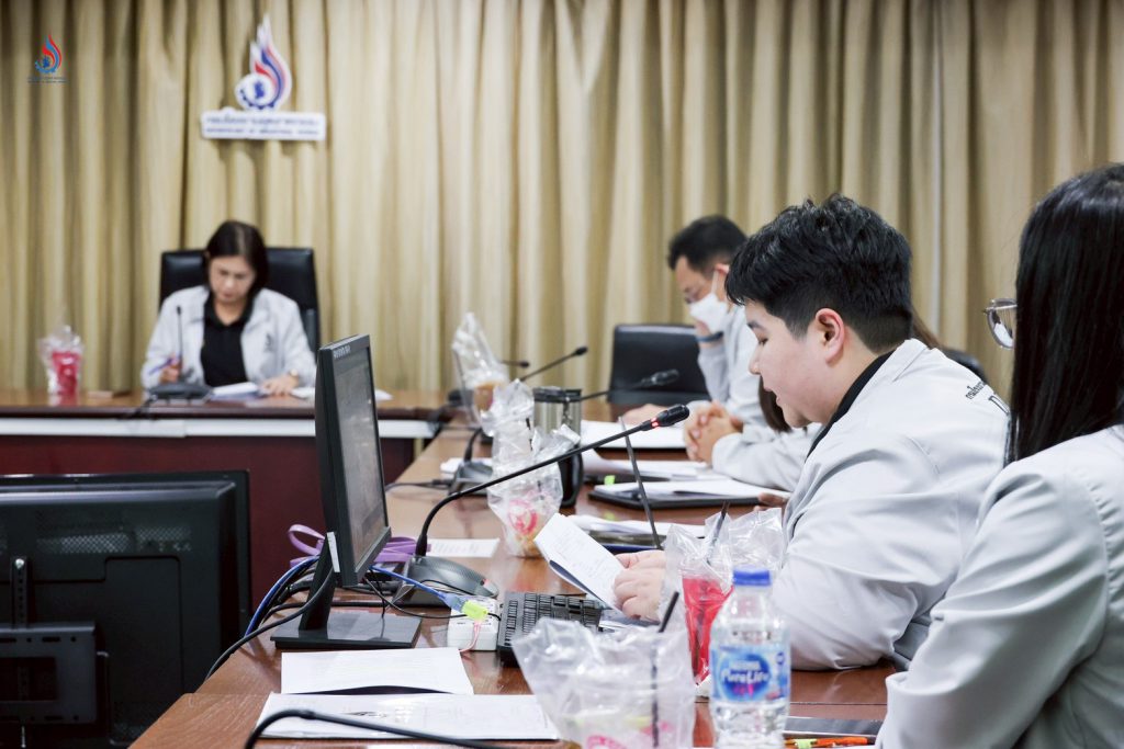 พิจารณาทบทวนปรับปรุงและจัดทำ (ร่าง) คู่มือการปฏิบัติงาน เรื่อง การรับแจ้งเปลี่ยนชื่อโรงงานหรือชื่อผู้รับใบอนุญาต ตามมาตรา 24 แห่งพระราชบัญญัติโรงงาน พ.ศ. 2535