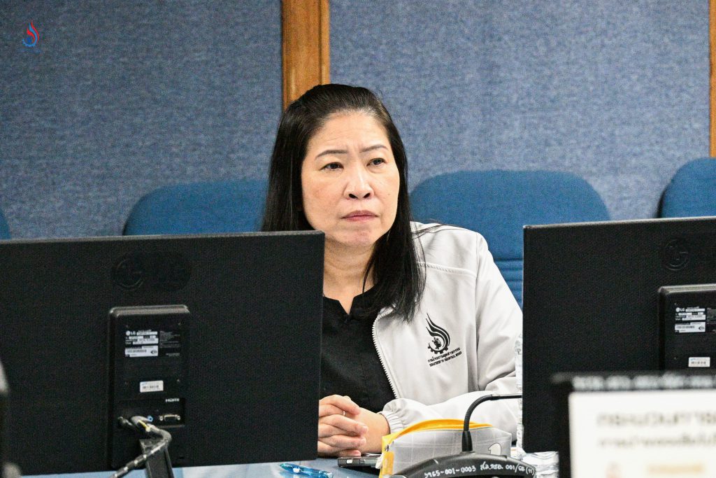 นางสาวนวพร สงวนหมู่ ผู้อำนวยการกองบริหารจัดการกากอุตสาหกรรม