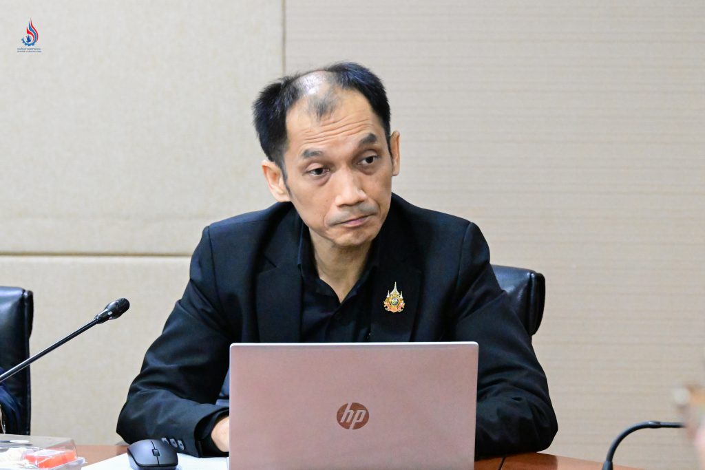 นายวชิระ ไม้แพ ที่ปรึกษาด้านกฎหมาย สำนักงานปลัดกระทรวงอุตสาหกรรม ในฐานะที่ปรึกษาคณะทำงานฯ