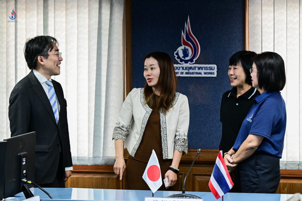 คุณโอซาวะ ยูริเอะ เลขานุการเอก สถานทูตญี่ปุ่นประจำประเทศไทย