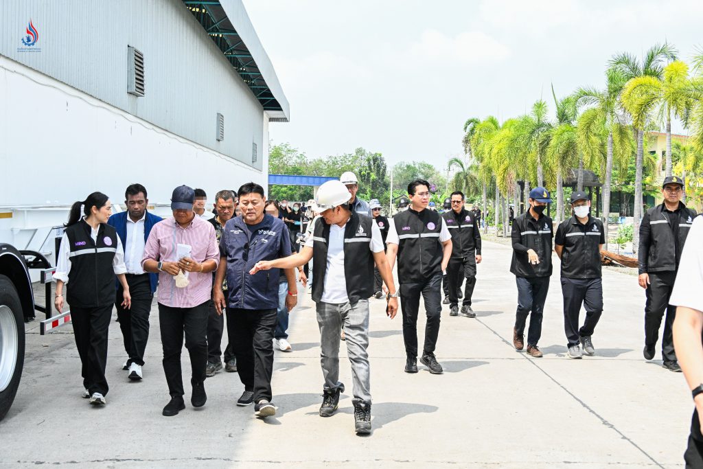 ลงพื้นที่สถานประกอบการเขตปลอดอากร (Free Zone) ของบริษัท เอ็มเอ็ชซี กรุ๊ป ฟรีโซน จำกัด ตั้งอยู่ตำบลหนองอิรุณ อำเภอบ้านบึง จังหวัดชลบุรี