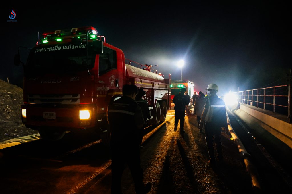 สามารถควบคุมเพลิงให้สงบลงได้แล้ว โดยไม่มีรายงานการลุกลามไปยังพื้นที่ข้างเคียง 