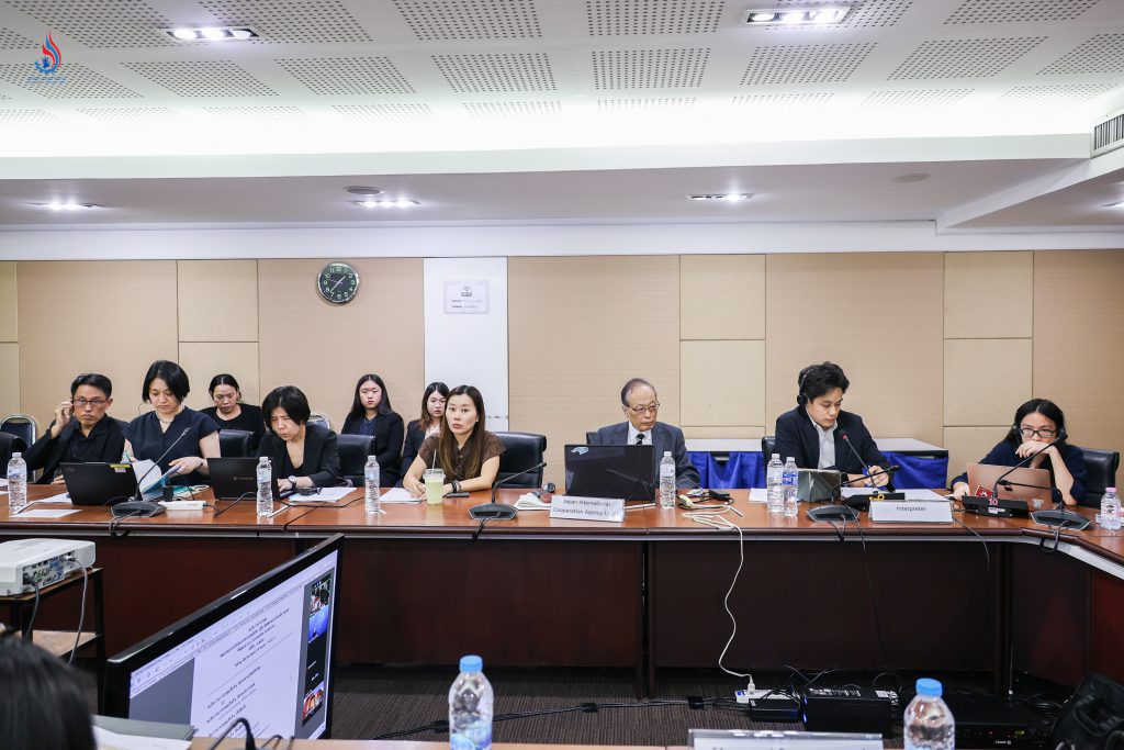 ผู้แทนองค์การความร่วมมือระหว่างประเทศของญี่ปุ่น หรือ JICA (Japan International Cooperation Agency) เข้าร่วม ณ ห้องประชุม 505 อาคารกรมโรงงานอุตสาหกรรม