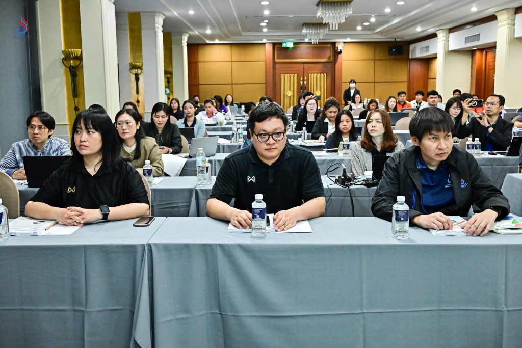 อบรมแบบกลุ่ม (Focus Group Training) เพื่อให้เกิดความรู้ความเข้าใจภาพรวมกิจกรรมโครงการฯ และแนวทางการดำเนินงานตามมาตรฐาน CSR-DIW