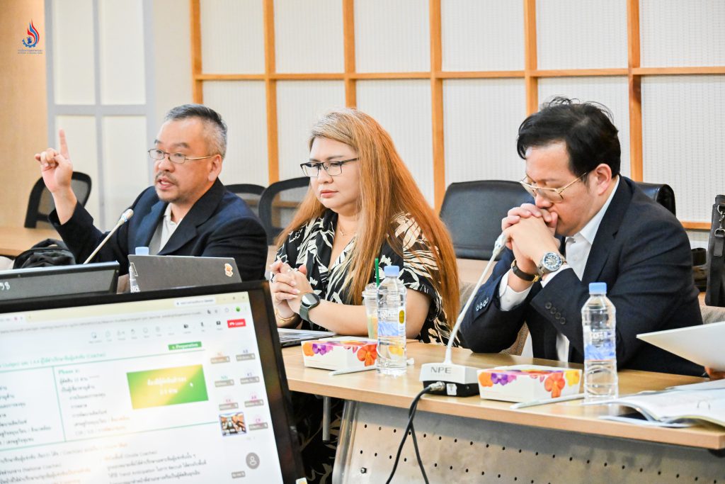 ที่ประชุมได้ร่วมให้ความเห็นต่อแผนงานและการเตรียมความพร้อมในการดำเนินการเสริมสร้างขีดความสามารถเพื่อสนับสนุนการประกวดแผนโมเดลธุรกิจที่เอื้อประโยชน์ระหว่างอุตสาหกรรมและชุมชน ระยะที่ 2