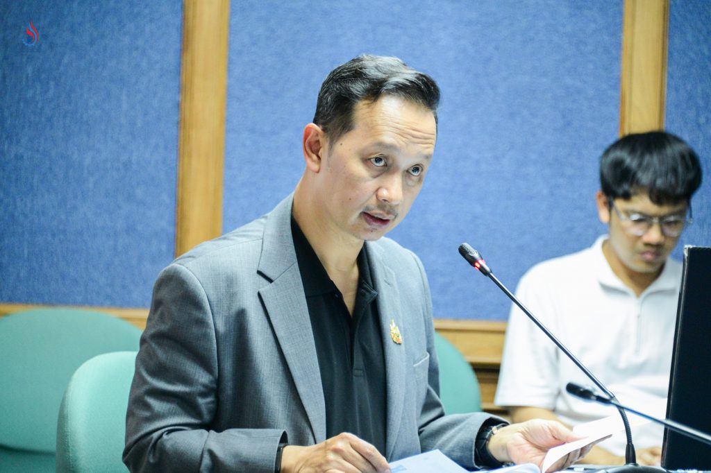 นายธีรทัศน์ อิศรางกูร ณ อยุธยา รองอธิบดีกรมโรงงานอุตสาหกรรม