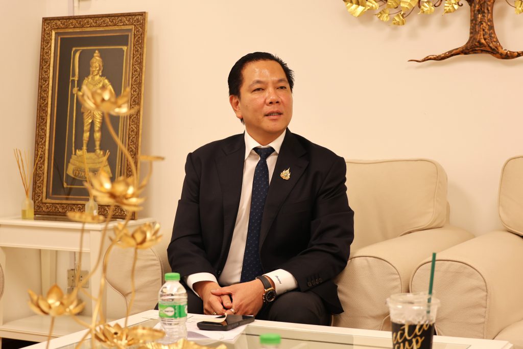 นายพรยศ กลั่นกรอง อธิบดีกรมโรงงานอุตสาหกรรม