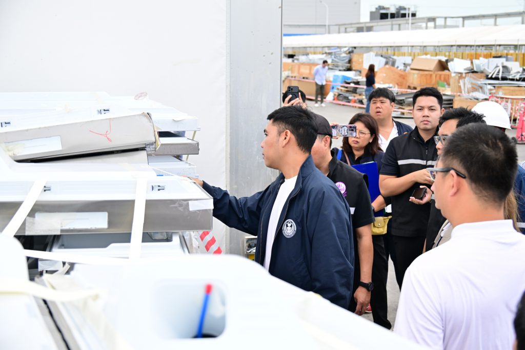 ลงพื้นที่ตรวจสอบโรงงานผู้ก่อกำเนิดที่ส่งของเสียจำพวกชิ้นส่วนตู้เย็นที่มีองค์ประกอบของโลหะ พลาสติก และโฟม ที่ขนส่งไปจัดการยังบริษัท ฟางซางฯ