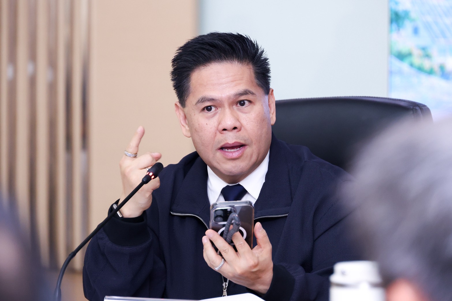 นายวราวุธ ศิลปอาชา รัฐมนตรีว่าการกระทรวงอุตสาหกรรม