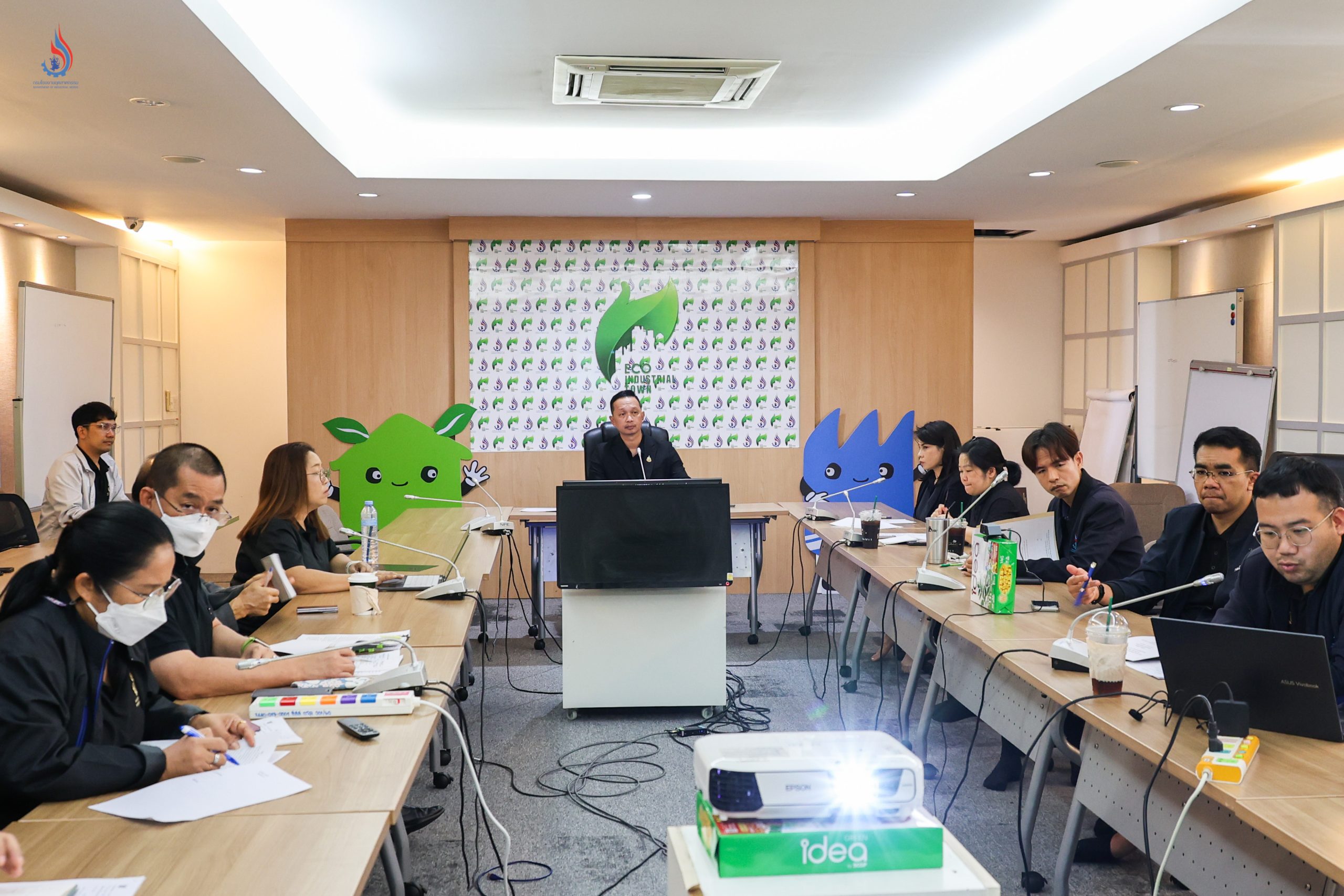 การประชุมคณะกรรมการกำกับดูแลและตรวจสอบติดตามการดำเนินงานของศูนย์บริหารจัดการวัสดุเหลือใช้อุตสาหกรรม (เตาเผาขยะอุตสาหกรรม) บางปู จังหวัดสมุทรปราการ ครั้งที่ 93-7/2569