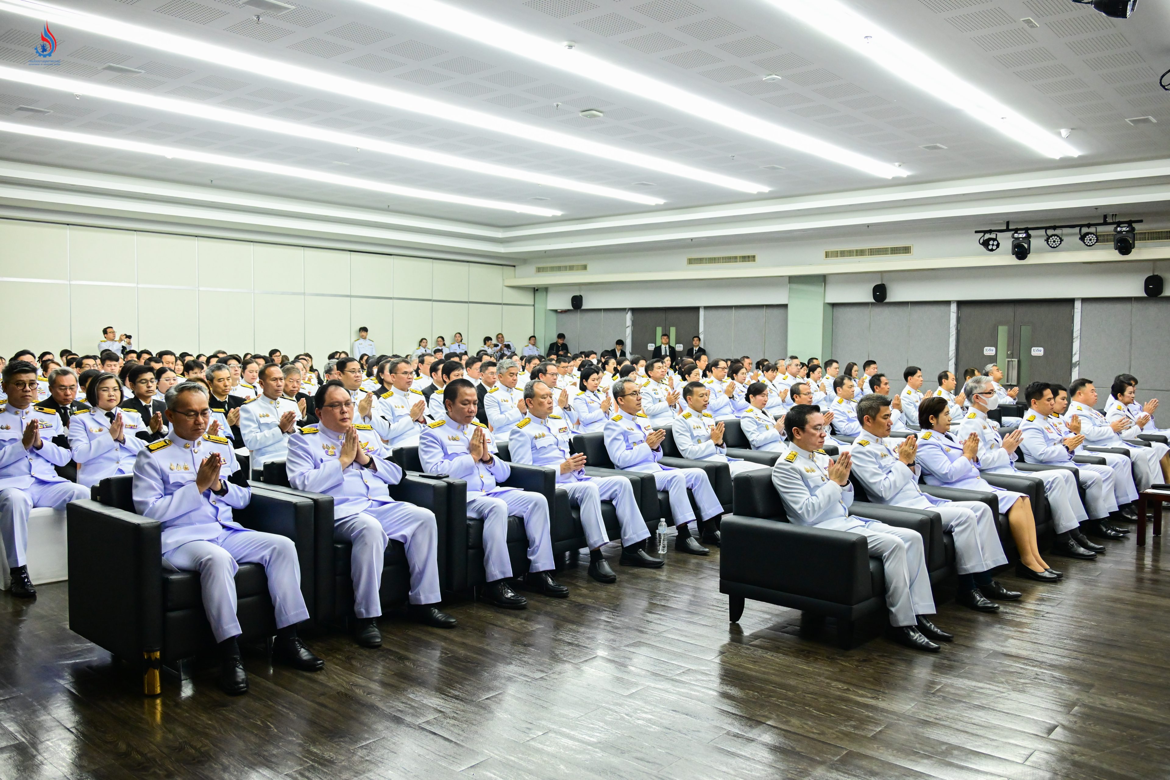 พิธีบำเพ็ญกุศลสตมวาร ครบ 100 วัน เพื่ออุทิศถวายเป็นพระราชกุศลแด่สมเด็จพระเจ้าลูกเธอเจ้าฟ้าพัชรกิติยาภา นเรนทิราเทพยวดี กรมหลวงราชสาริณีสิริพัชร มหาวัชรราชธิดา ของกระทรวงอุตสาหกรรม
