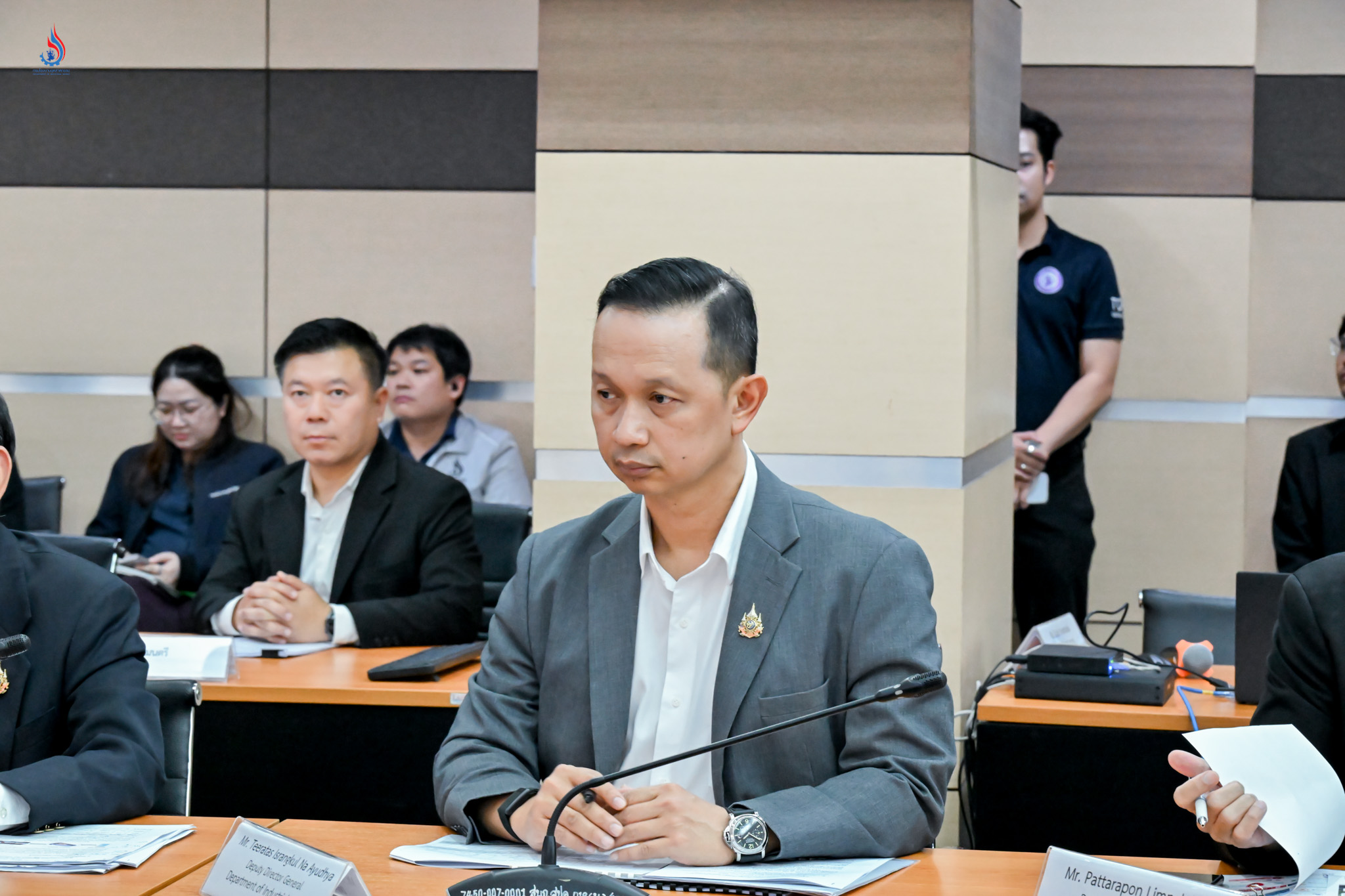 นายธีรทัศน์ อิศรางกูร ณ อยุธยา รองอธิบดีกรมโรงงานอุตสาหกรรม