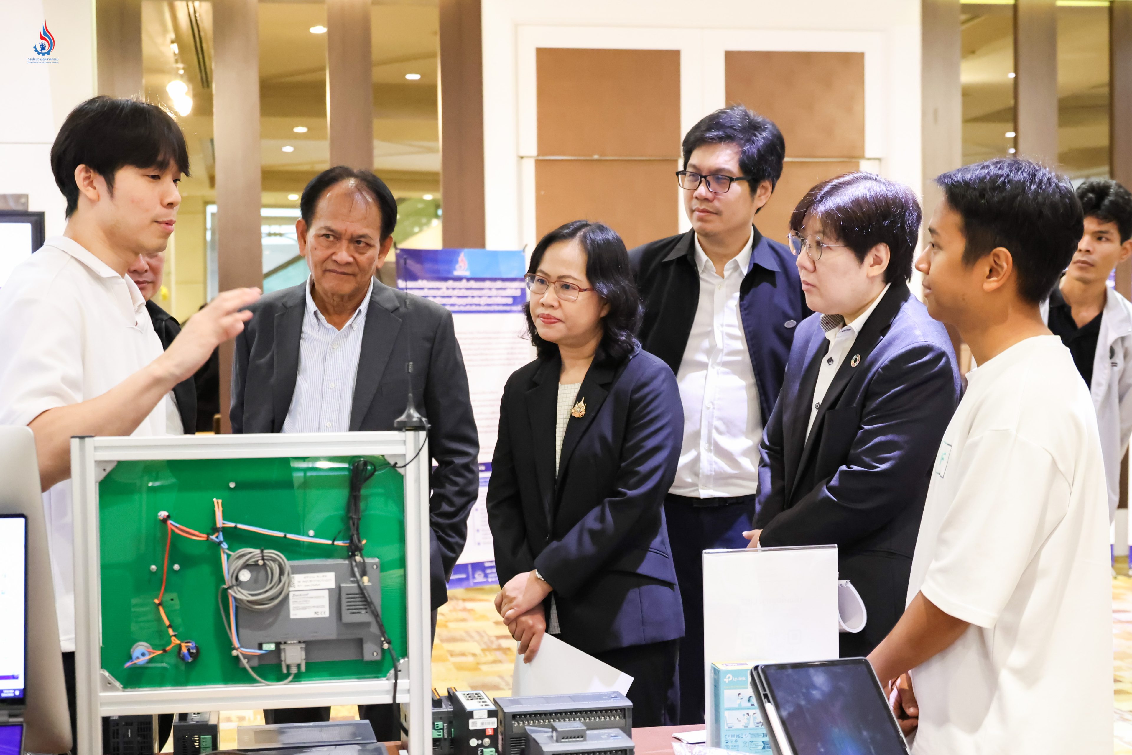 การเพิ่มผลิตภาพ ควบคู่กับการประยุกต์ใช้ AI และระบบอัตโนมัติ