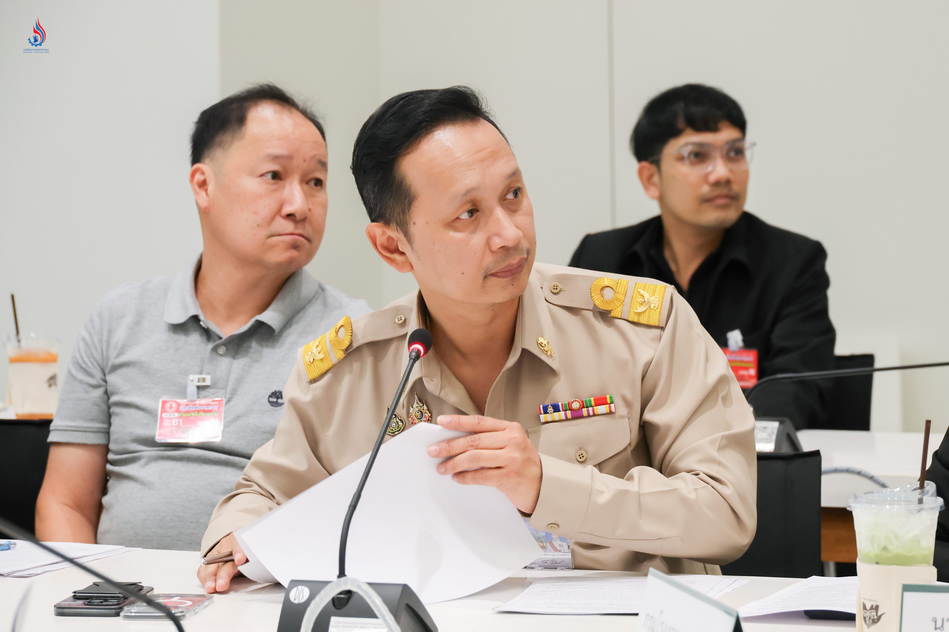 นายธีรทัศน์ อิศรางกูร ณ อยุธยา รองอธิบดีกรมโรงงานอุตสาหกรรม